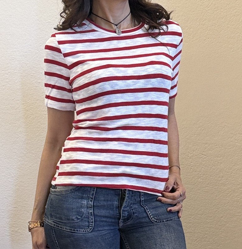 ARMANDA T-SHIRT