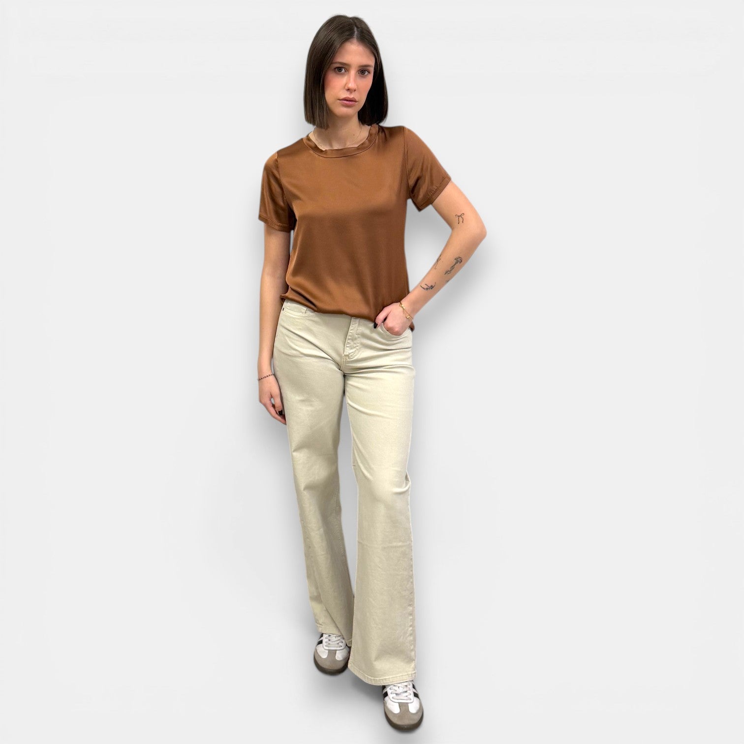 T-SHIRT IN RASO ALICE