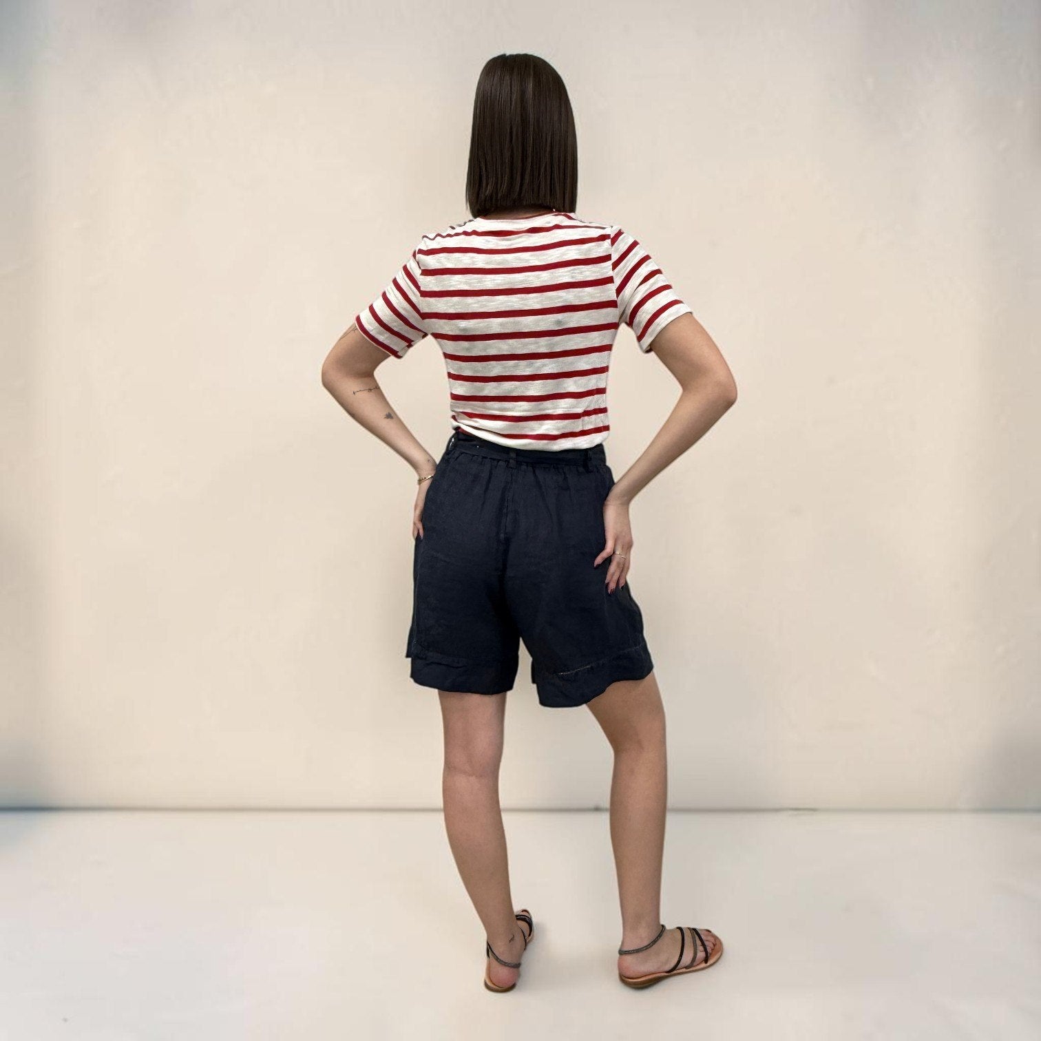ARMANDA T-SHIRT